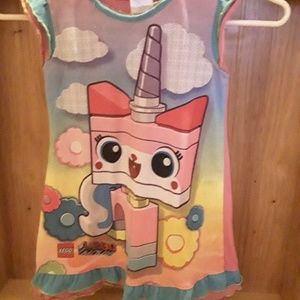 Little girl's nightgown